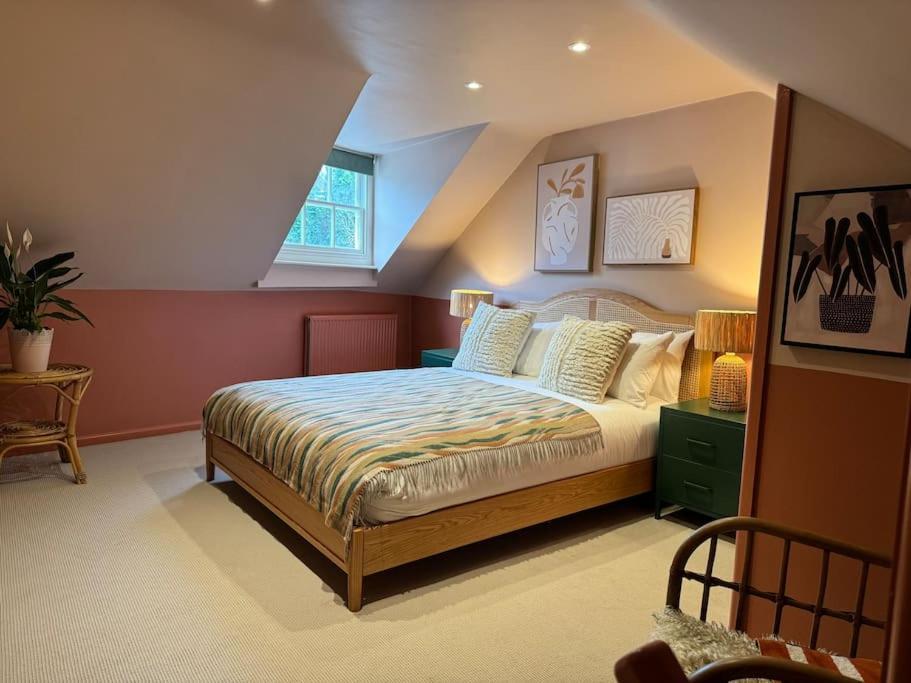 Spring Crescent Cottage In Rye Bagian luar foto